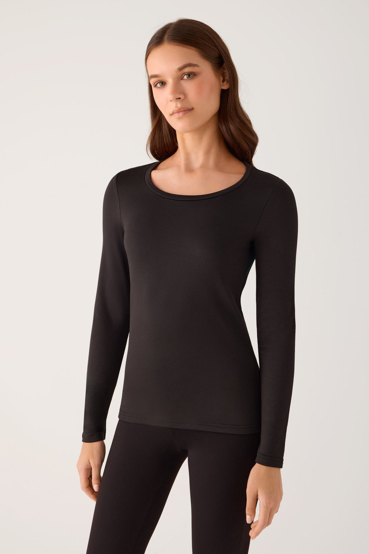 TÉRMICO Camiseta mujer manga larga cuello redondo negro