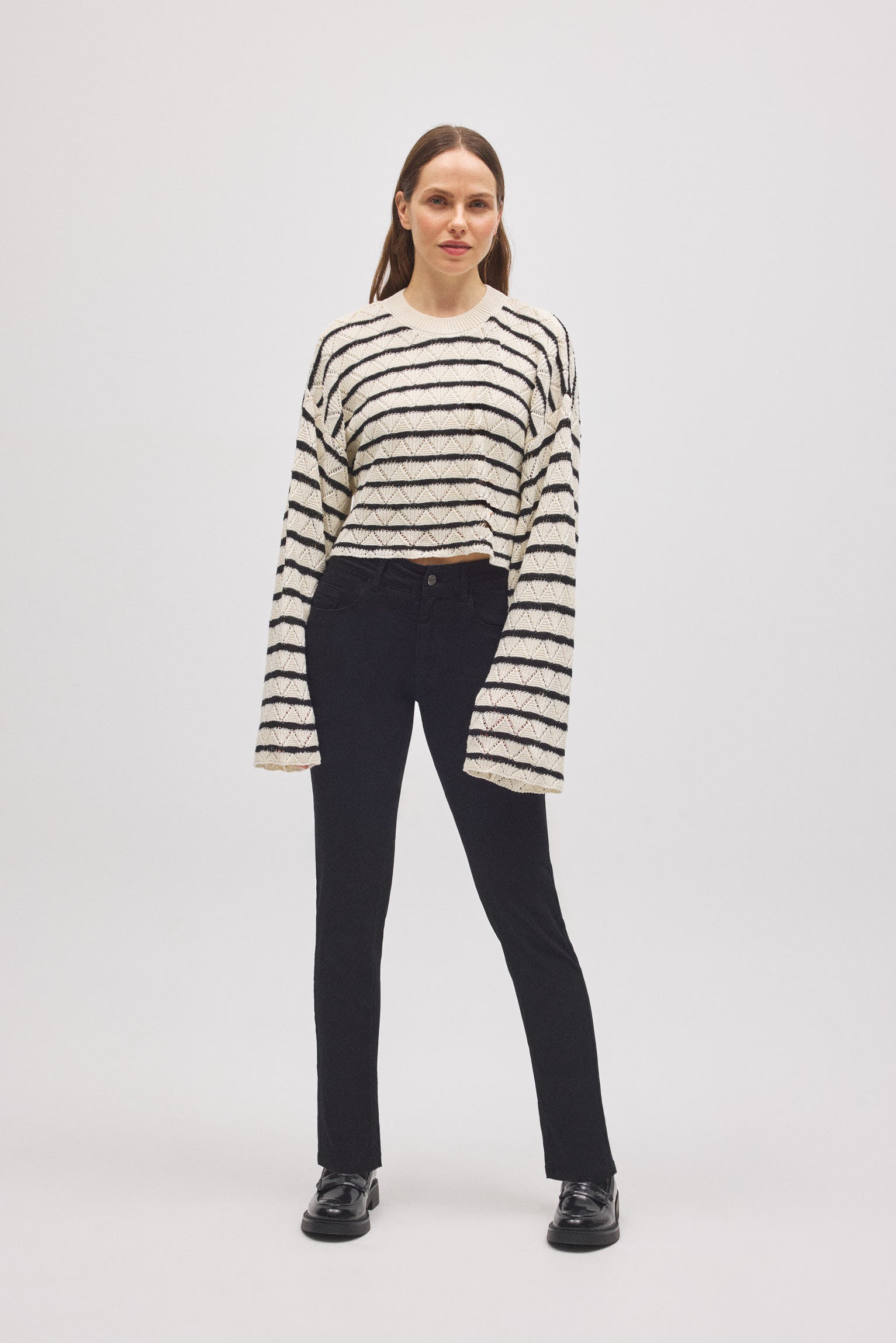 70460-1-pantalones-vaqueros-efecto-push-up-slim-negro-ysabel-mora