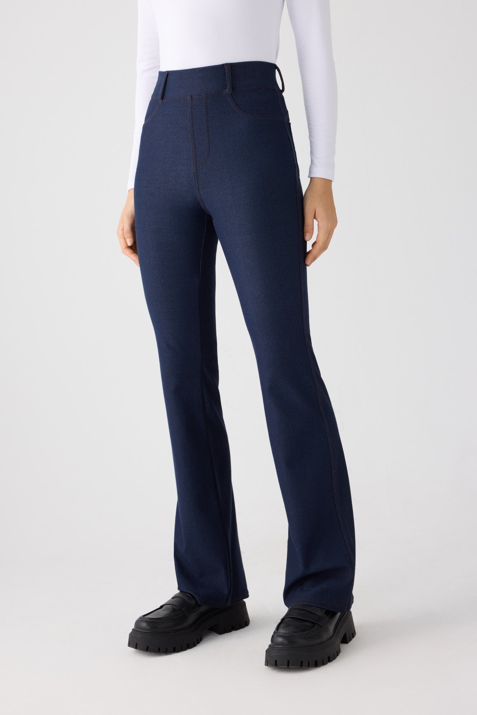70479-marino-jeans-leggings-mujer-vaqueros-acampanados-efecto-push-up