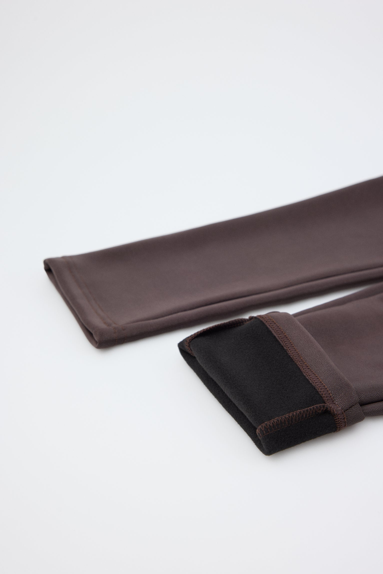 TÉRMICO Leggings efecto piel marrón chocolate