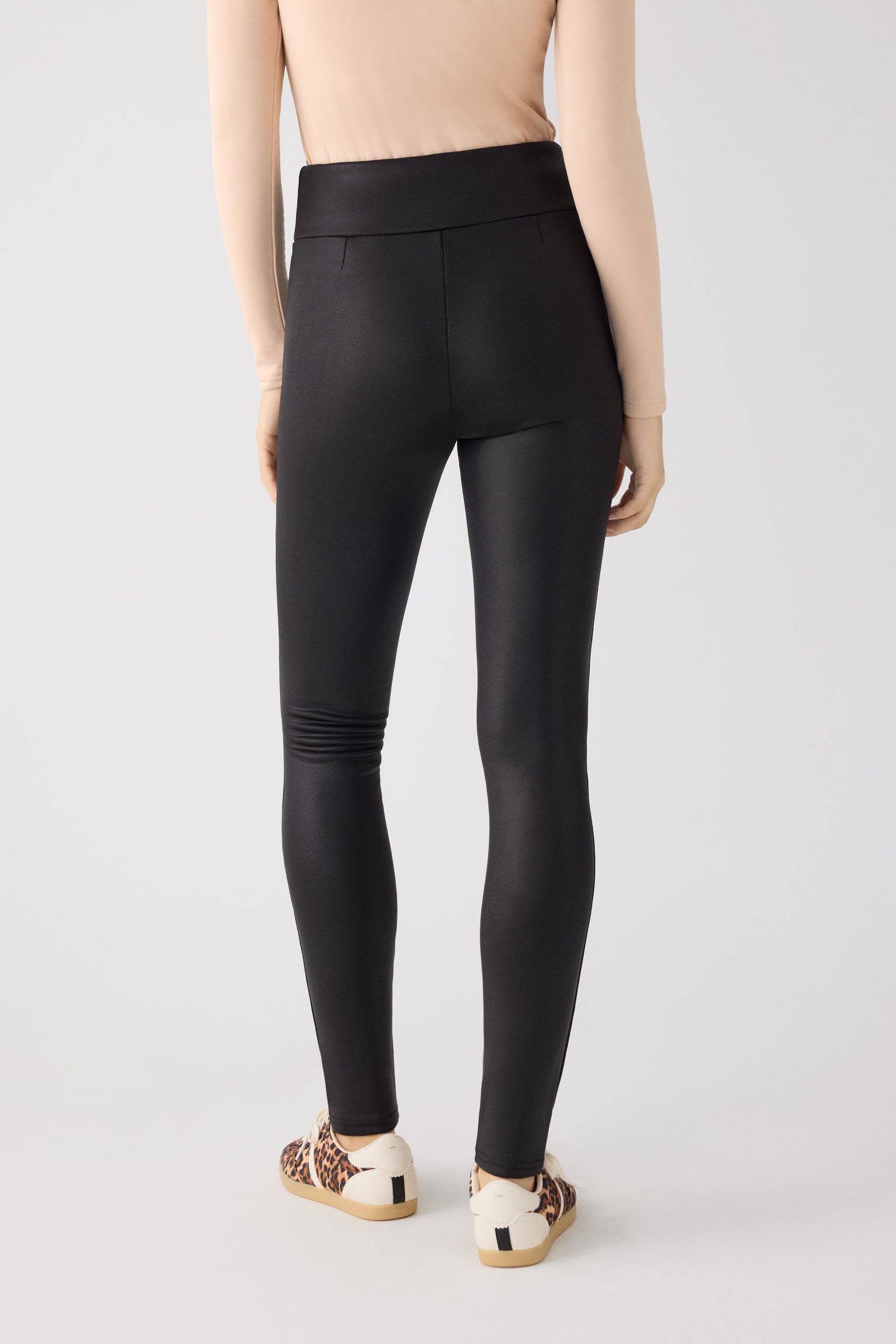 70482-negro-leggings-mujer-termico-efecto-piel-negros