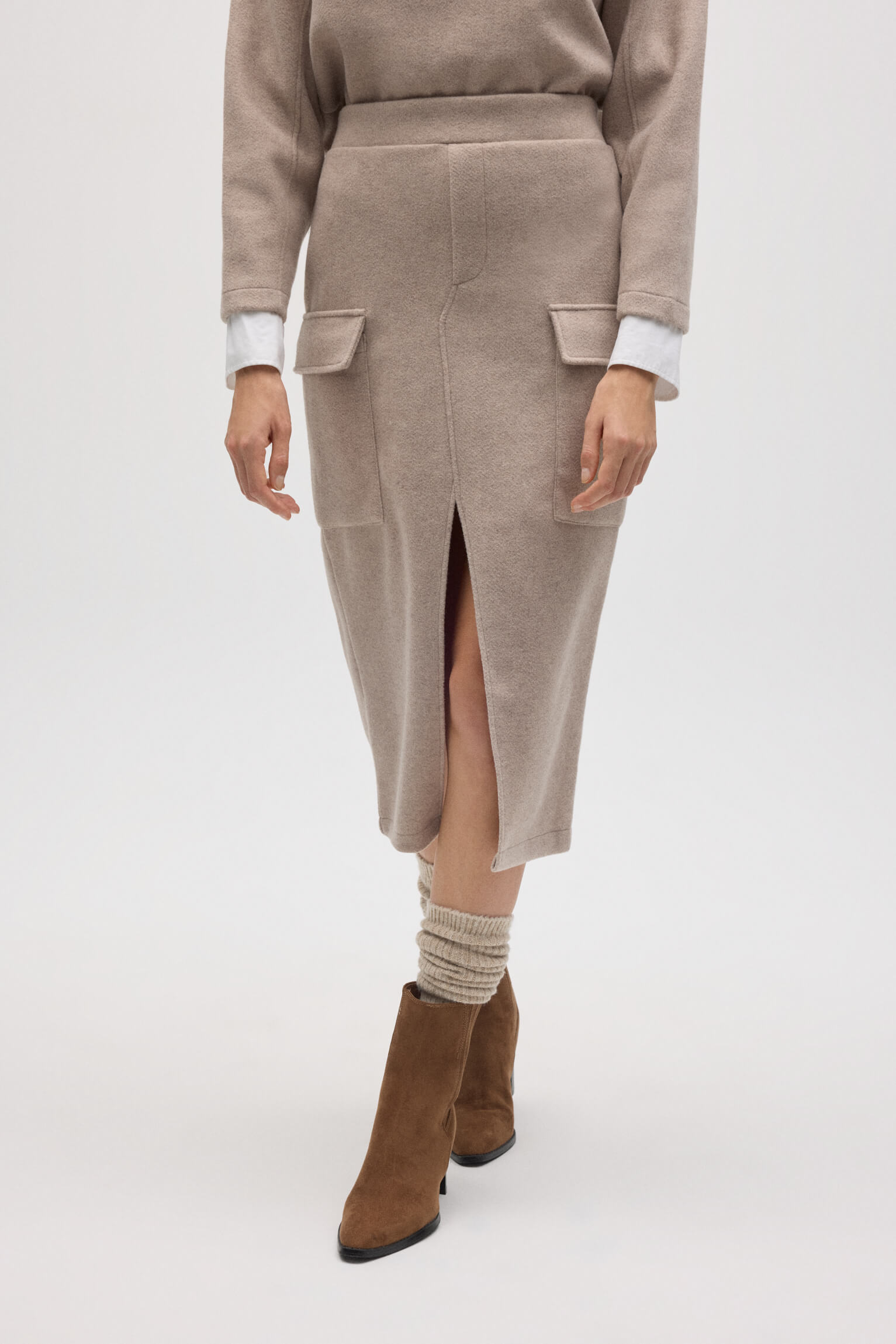 70664-1-falda-midi-calida-estilo-cargo-marron