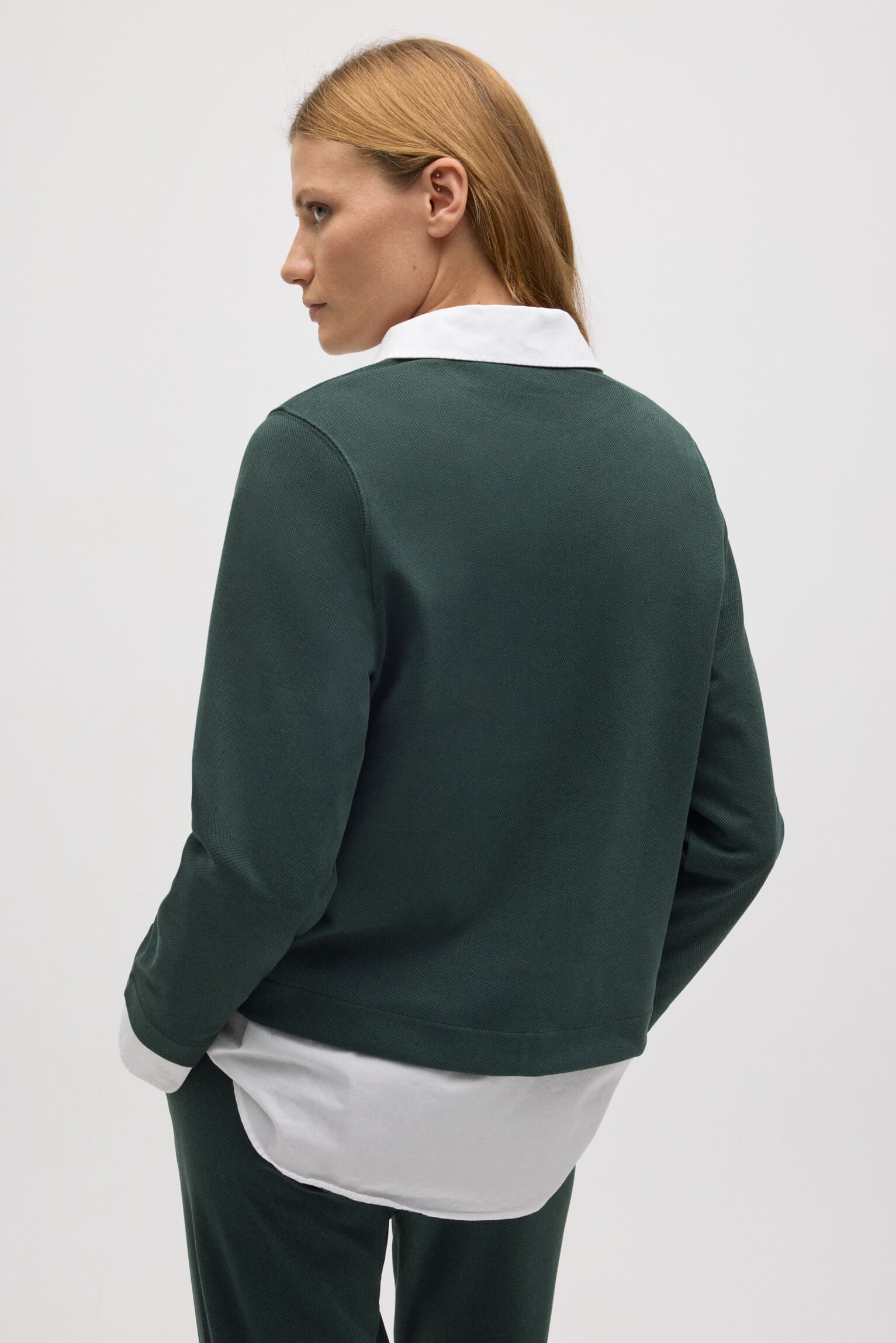 70667-3-jersey-calido-cuello-redondo-con-textura-verde-botella
