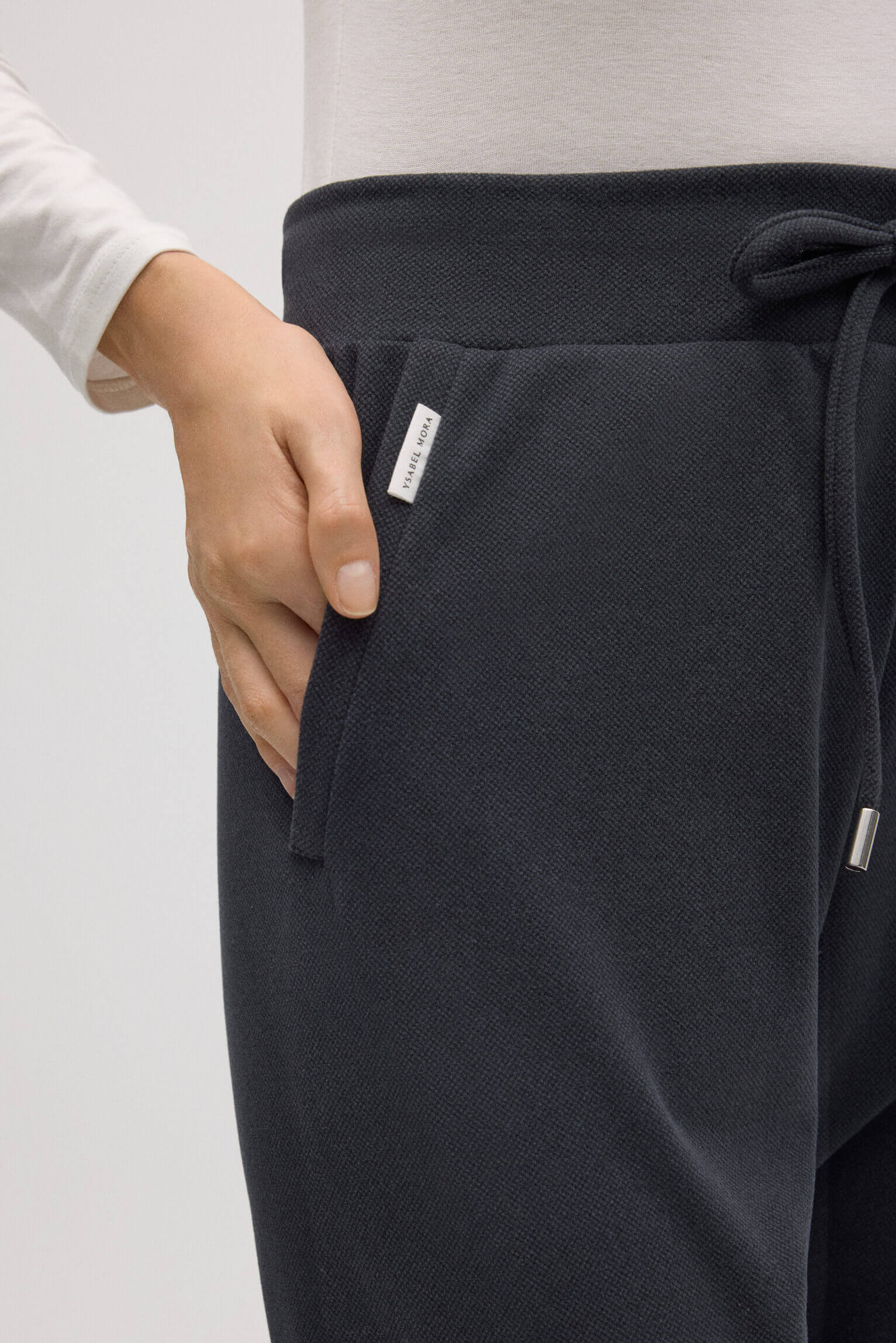 70670-5-pantalon-jogger-con-textura-marengo