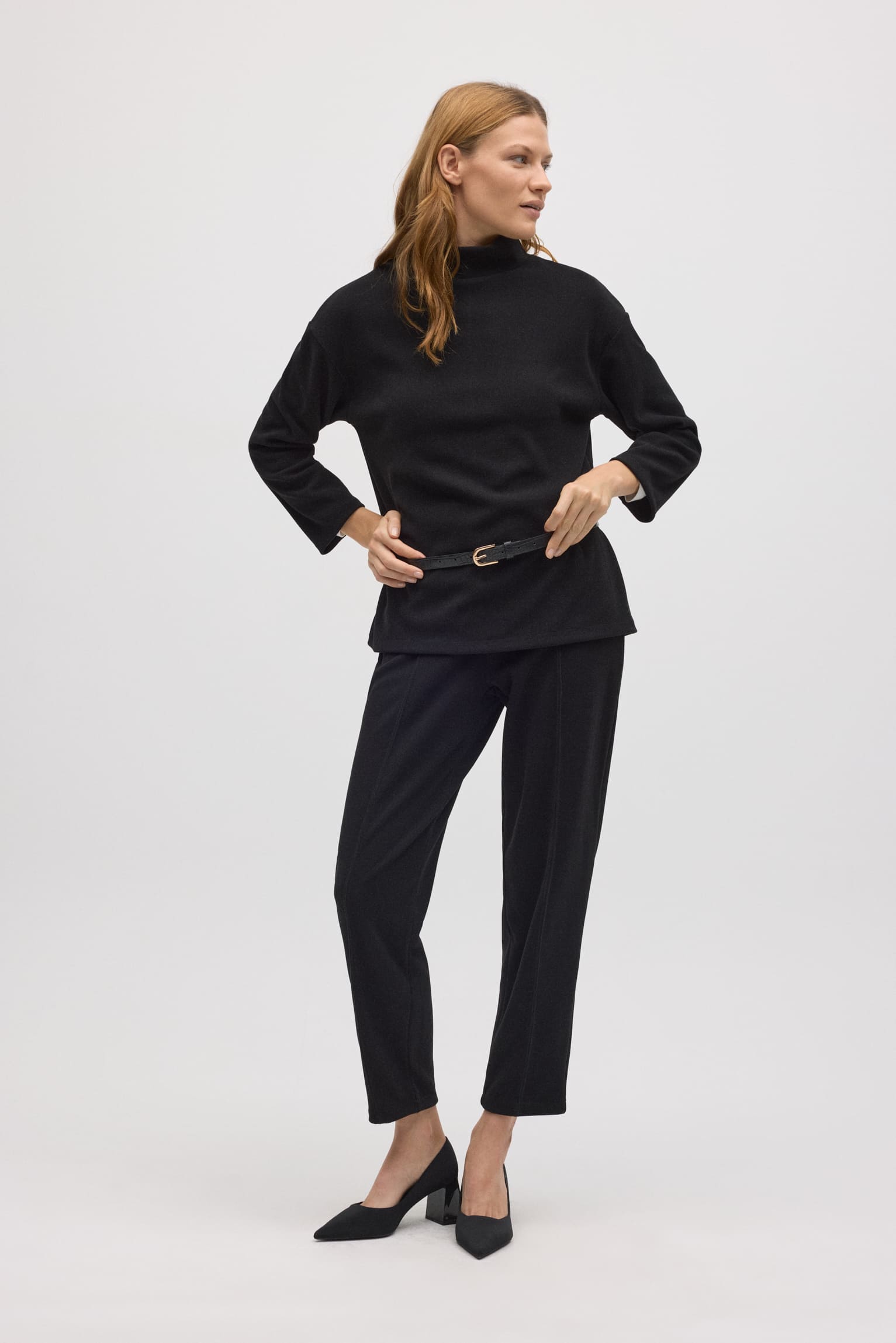 70682-1-jersey-cuello-perkins-efecto-pana-negro
