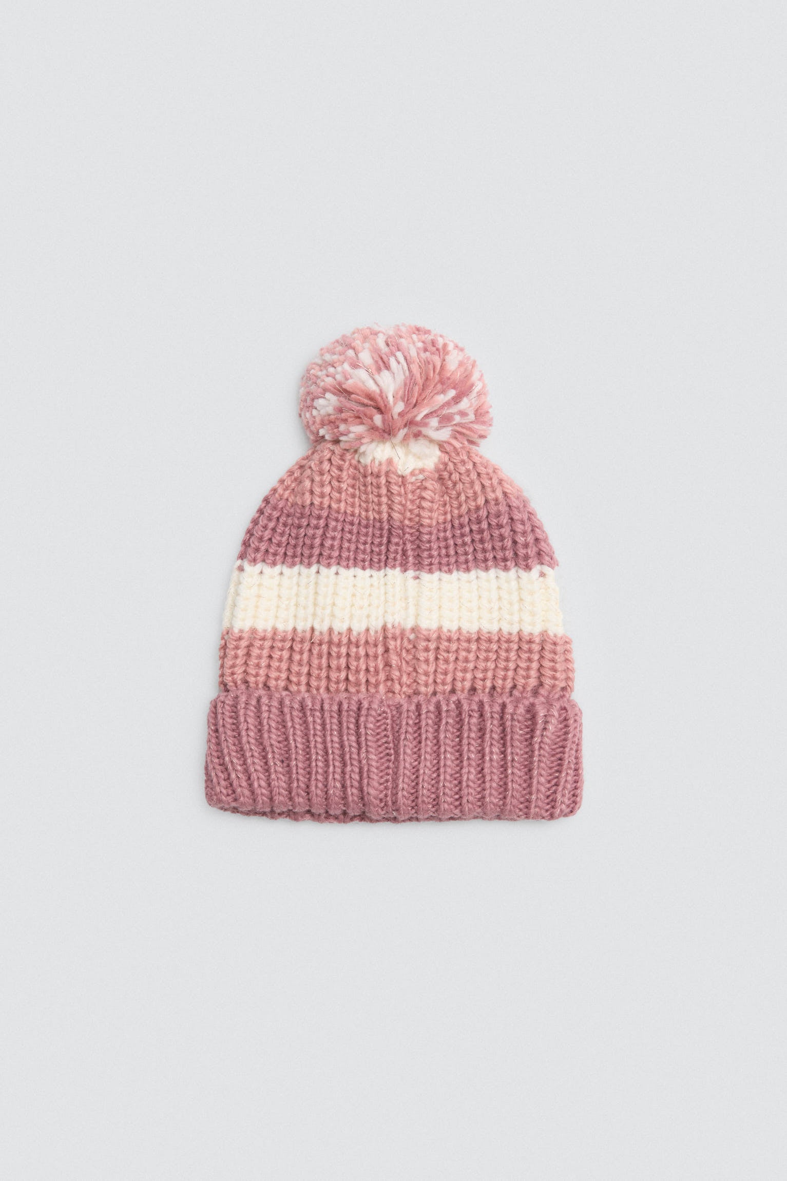70689-1-gorro-de-punto-con-pompon-rayas