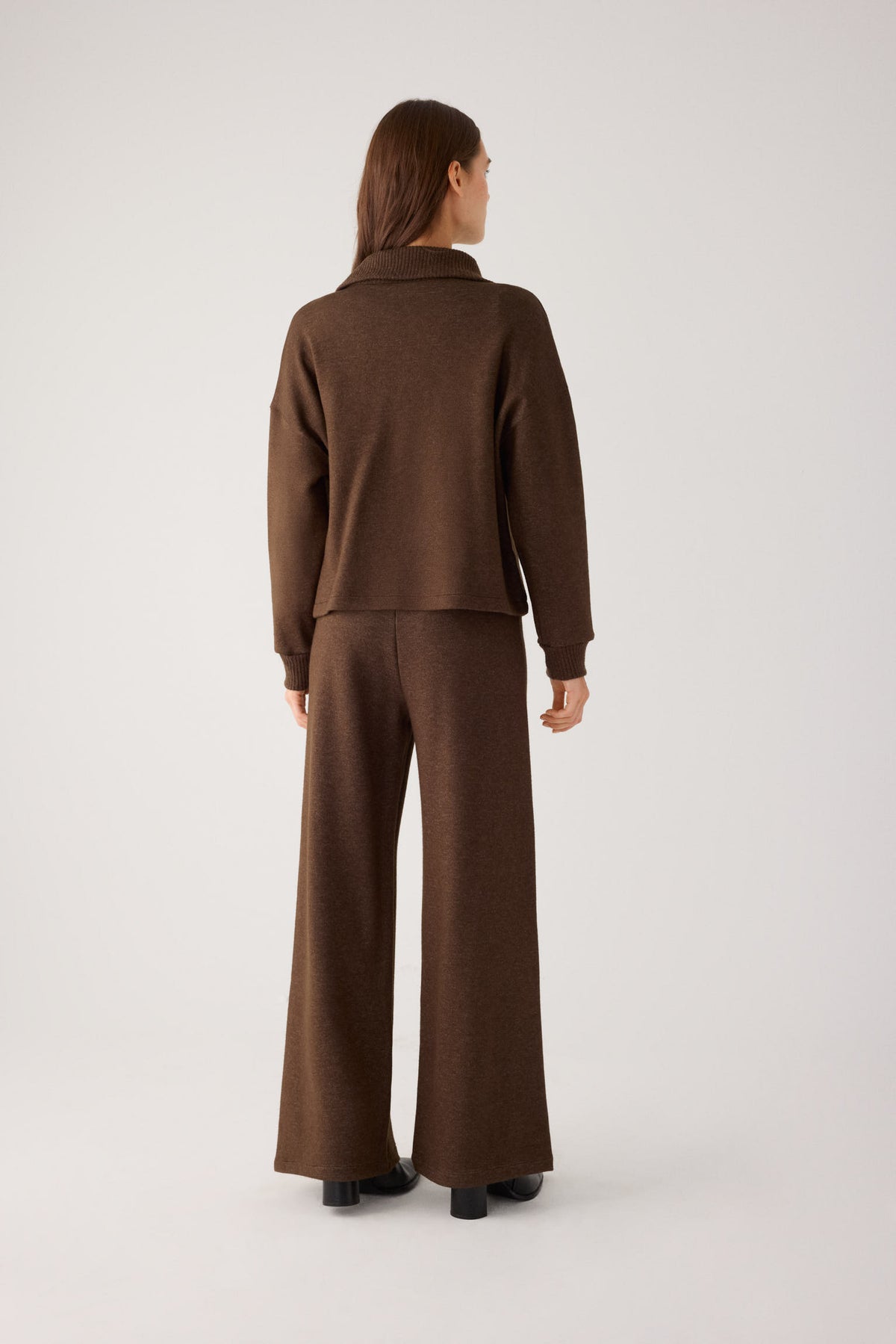 70724-melange-chocolate-jersey-comodo-calido-cremallera-marron-chocolate