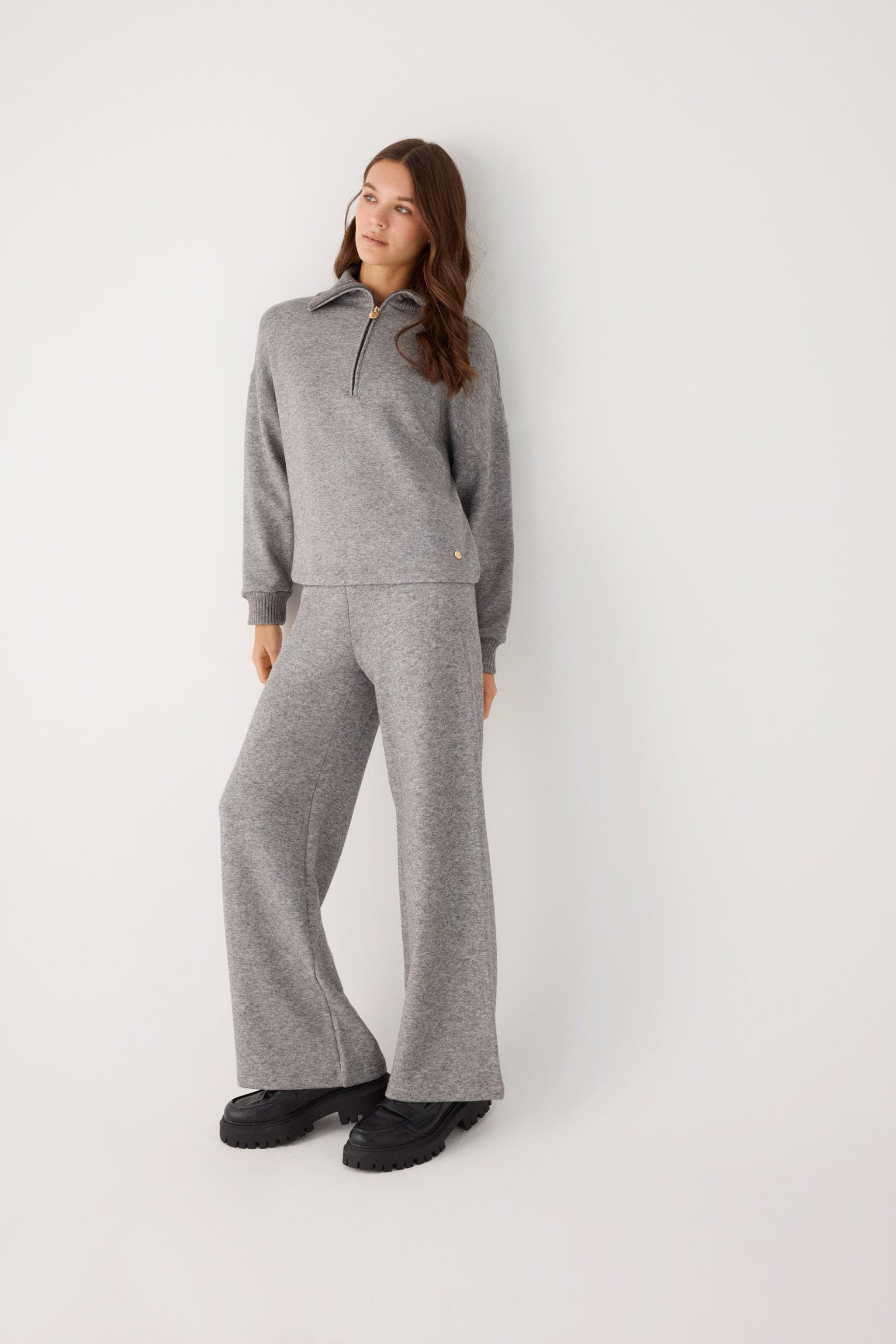70727-melange-grey-pantalones-comodos-anchos-calidos-tiro-alto-gris