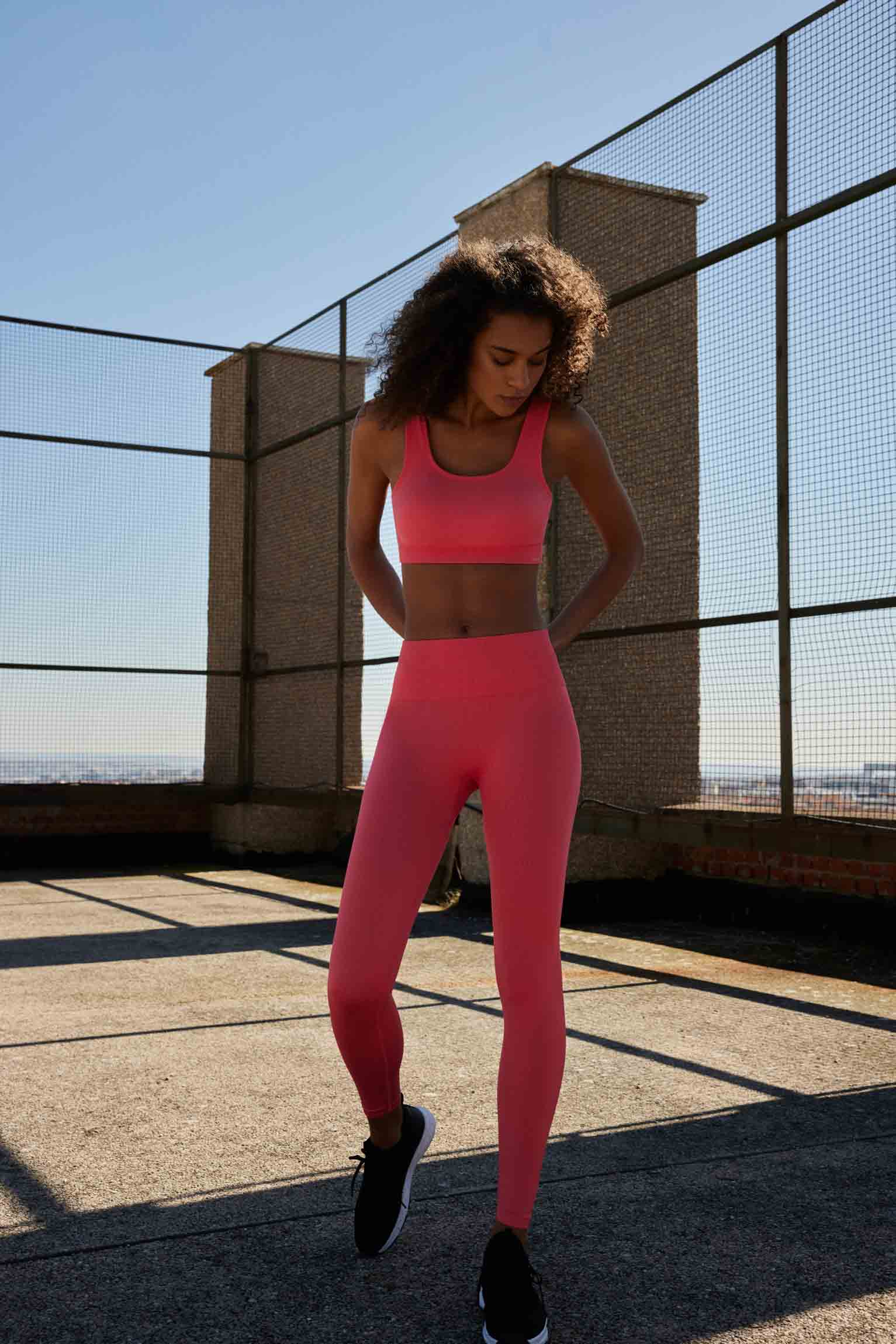 Coral ribbed sports leggings