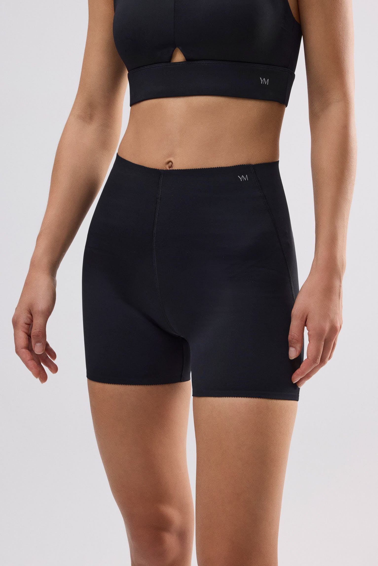 Leggings deportivos compressive biker vientre plano negro