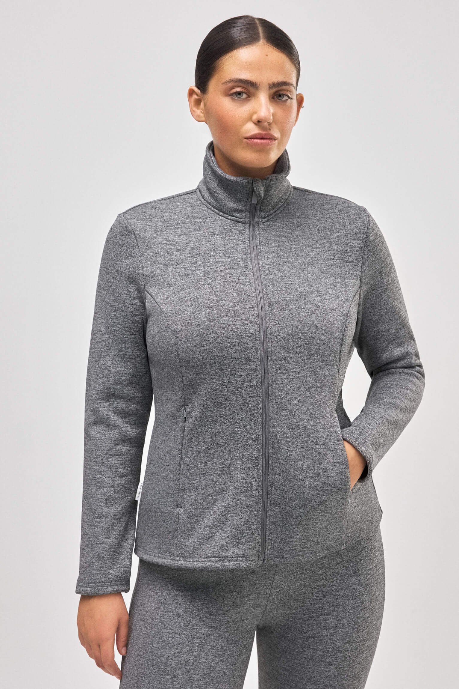 70913-1-chaqueta-termica-ajustada-deportiva-gris