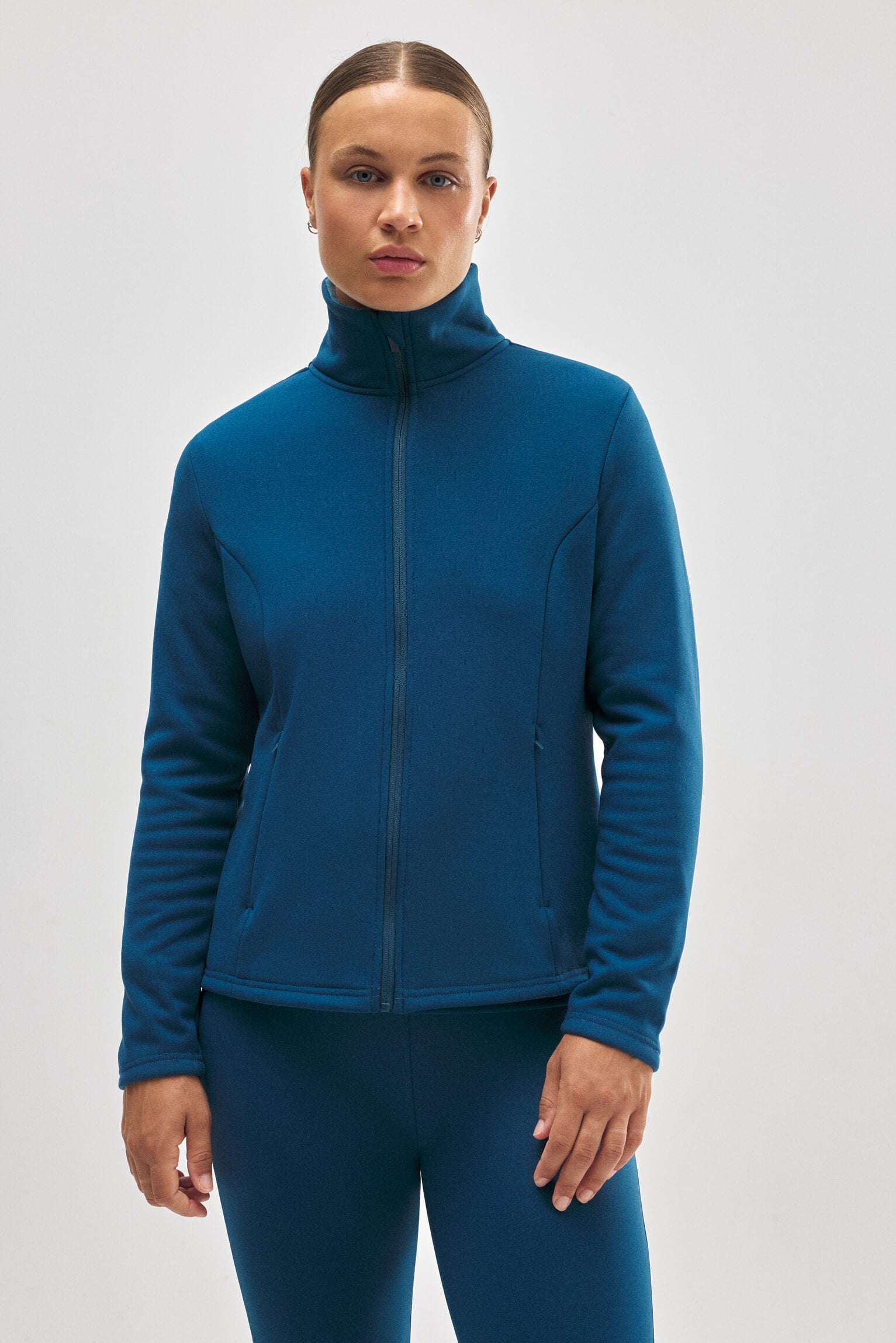 70913-2-chaqueta-termica-ajustada-deportiva-azul