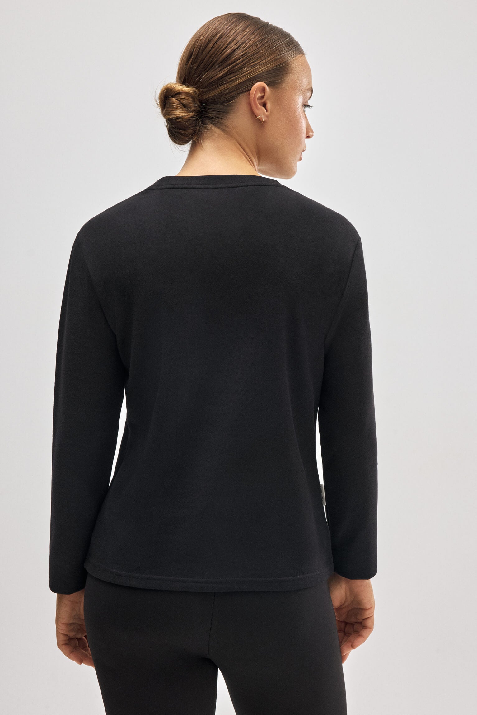 70914-2-camiseta-termica-deportiva-afelpada-con-lana-negro