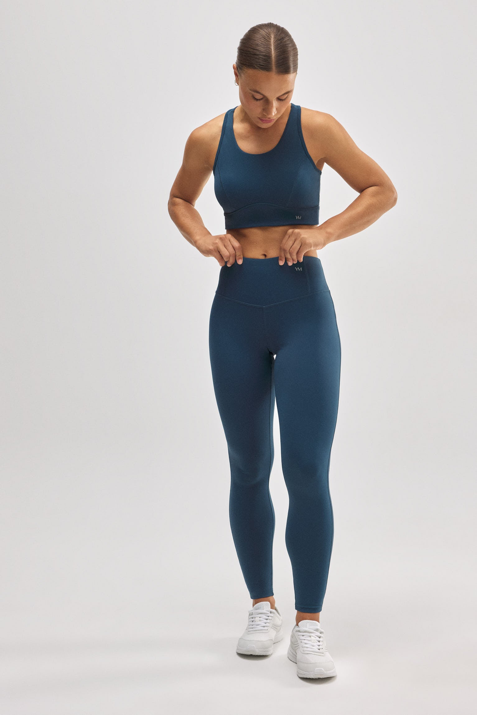 70924-2-leggings-deportivos-efecto-push-up-azul