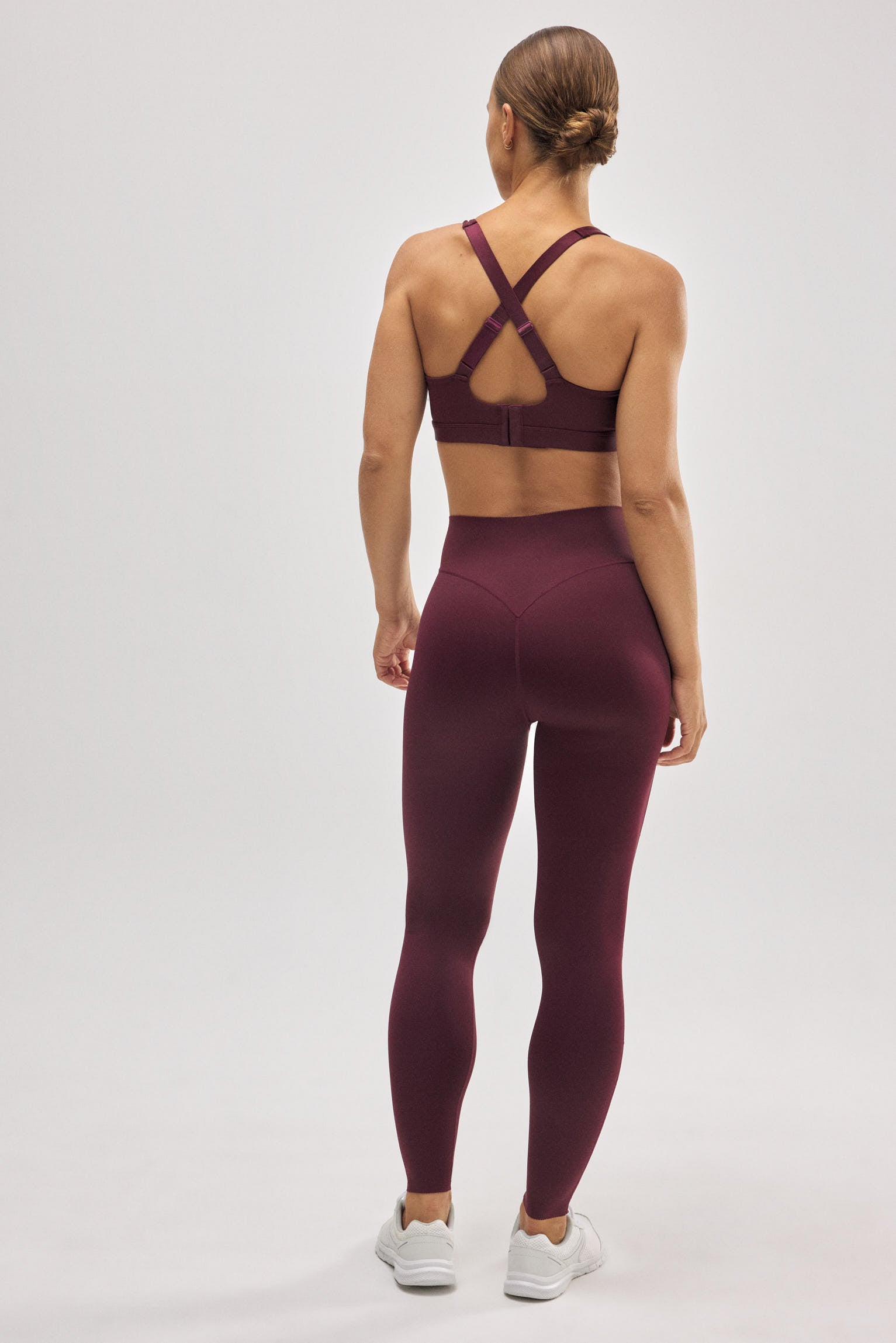 70925-2-leggings-deportivos-efecto-vientre-plano-burdeos