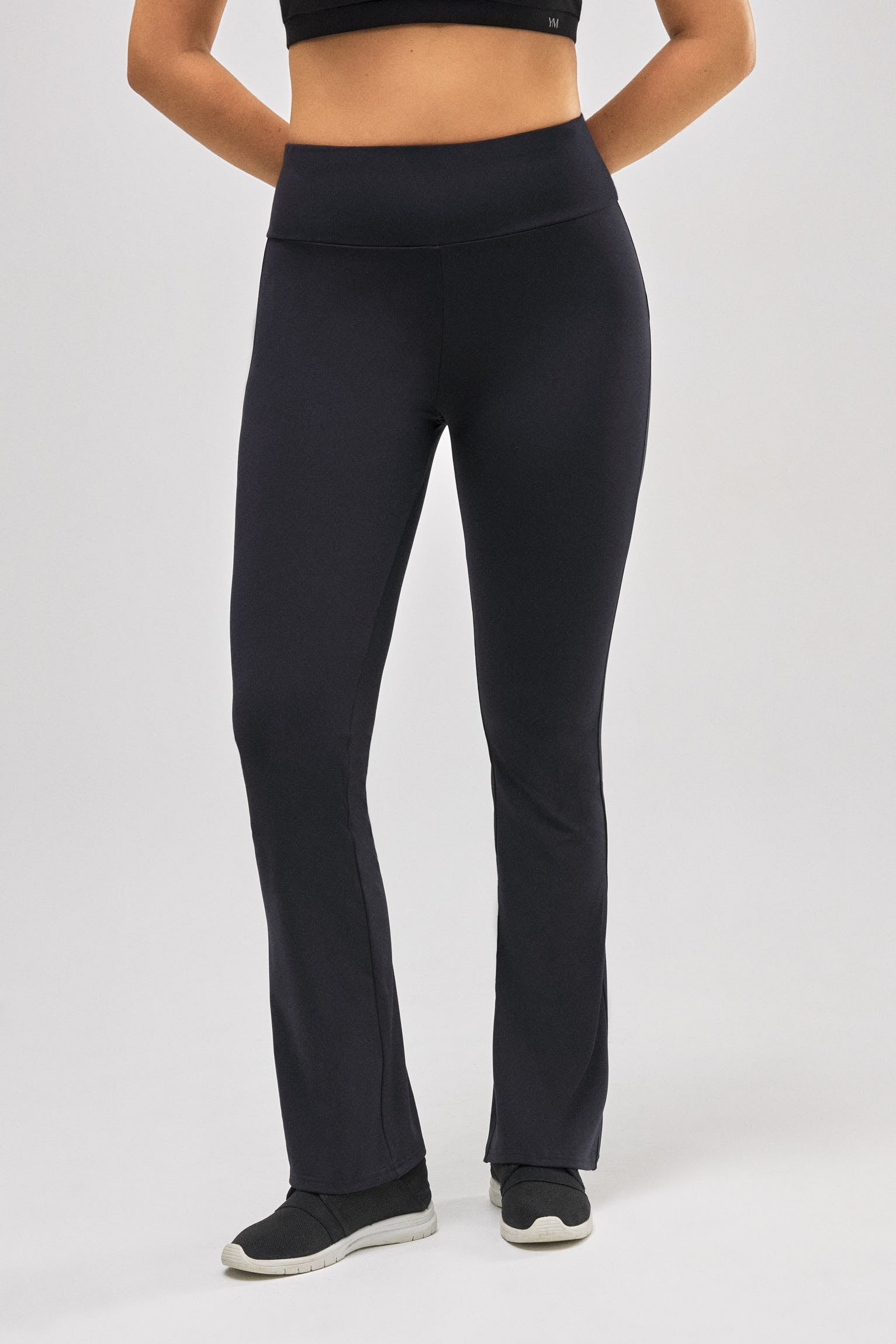 70937-1-leggings-termicos-flare-estilo-deportivo-interior-afelpado-negro