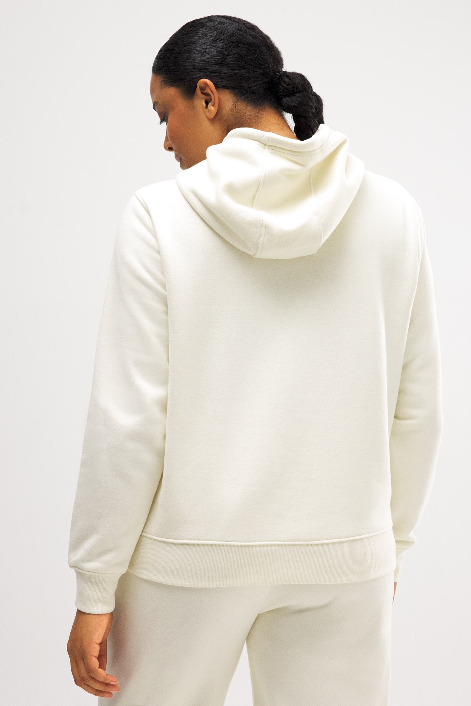 70942-2-sudadera-con-capucha-ajustable-interior-afelpado-marfil