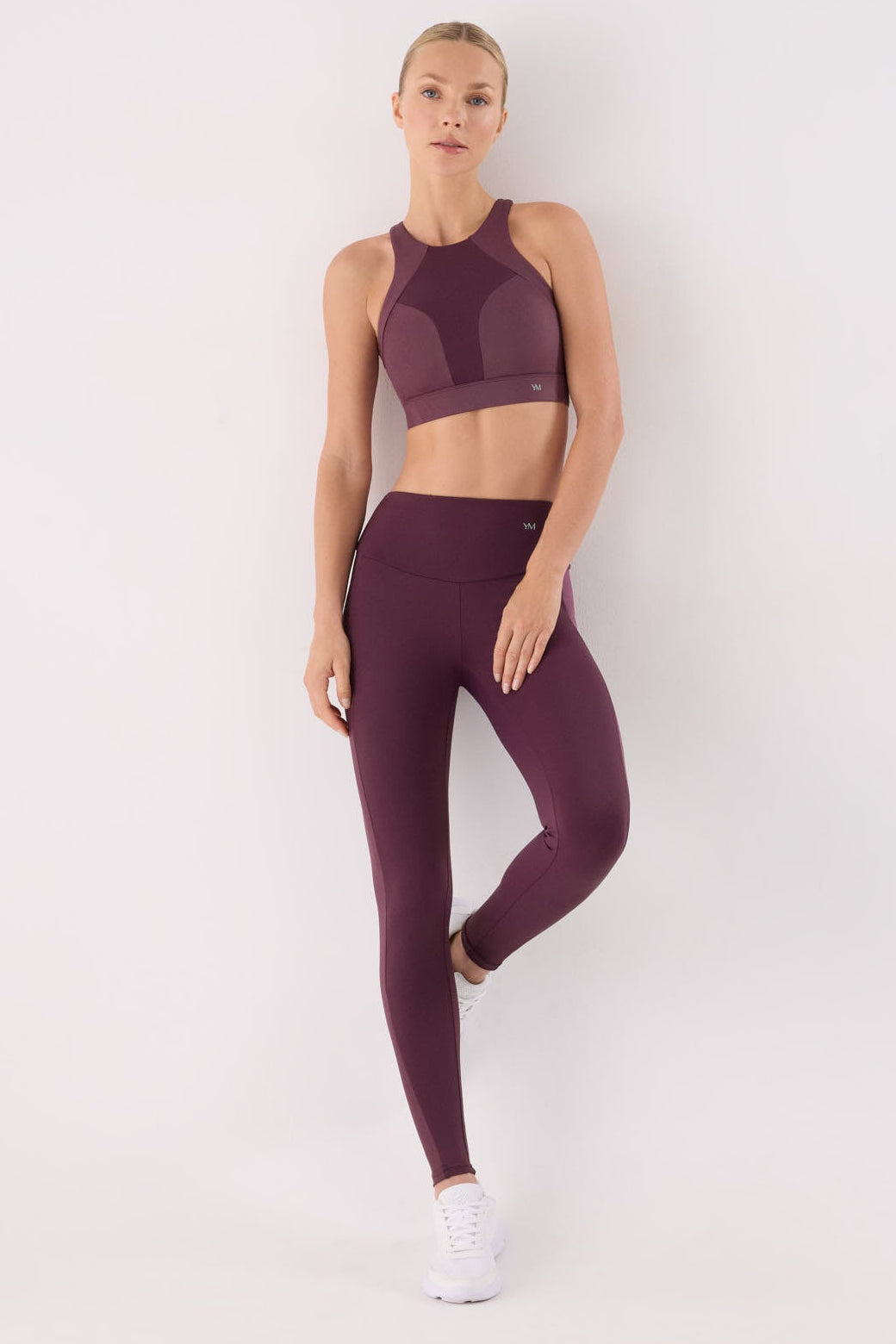 leggings deportivos pitillo con efecto metalizado gimnasio en granate cherry lacquer look completo para deporte comodidad tiro alto bolsillo interior