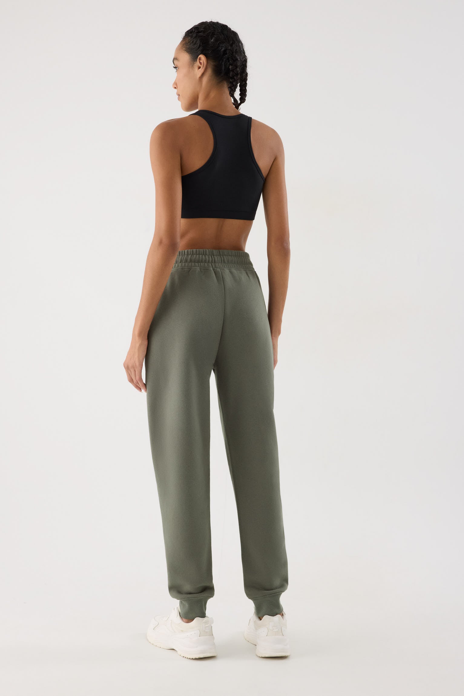 jogger deportivo mujer Slowloom vista en movimiento para entrenamientos patrón relajado para el día a día