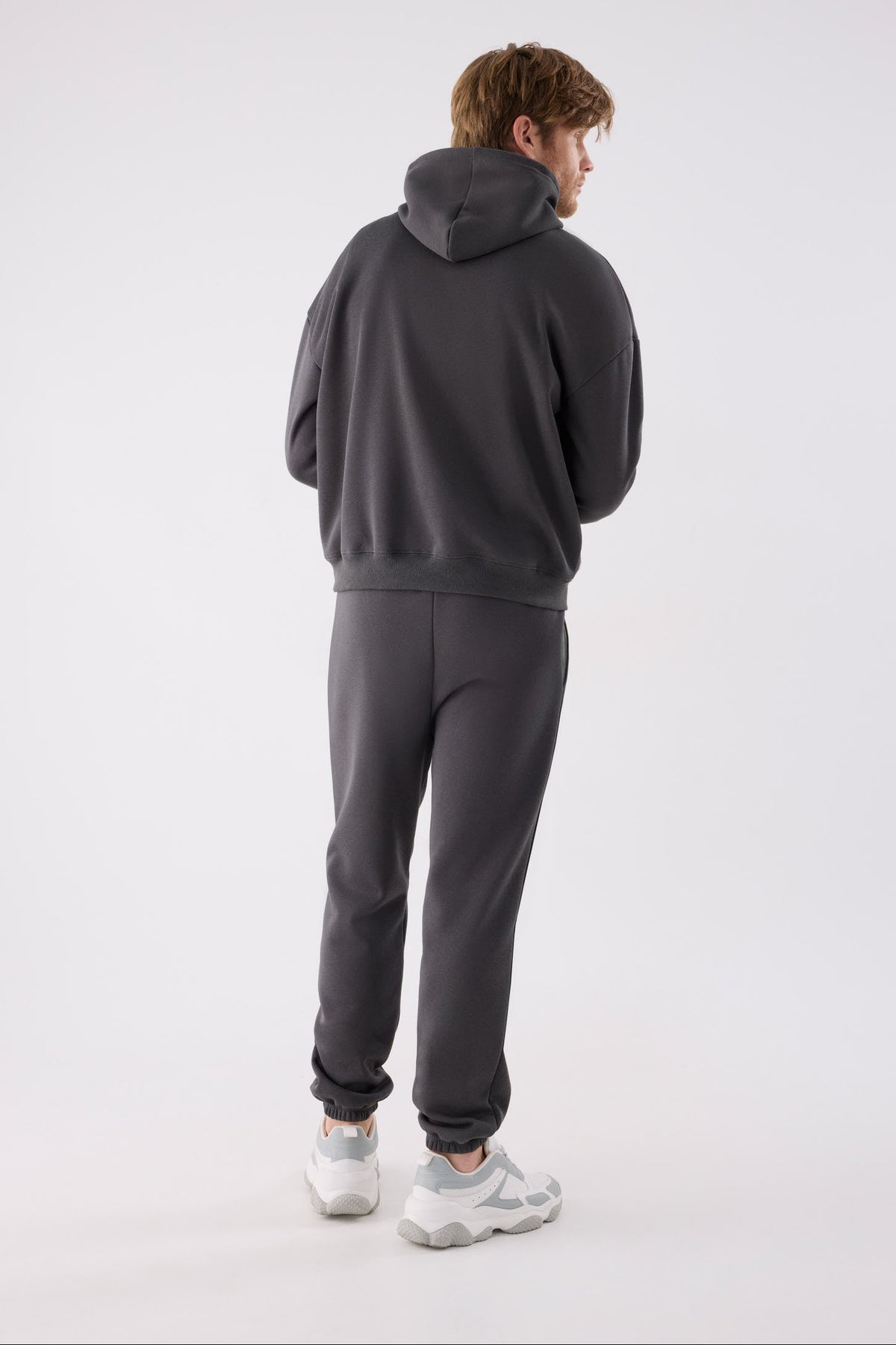 Pantalón deportivo hombre jogger afelpado con cintura ajustable gris marengo