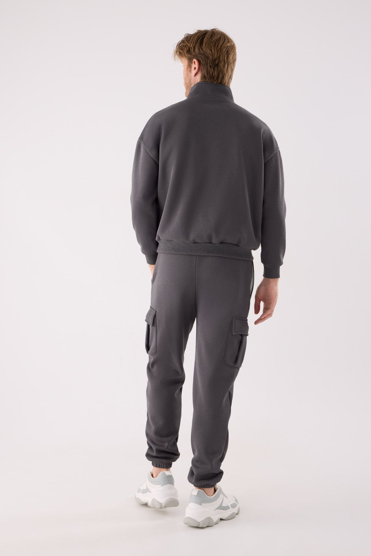 Pantalón deportivo hombre cargo afelpado con cintura ajustable gris marengo
