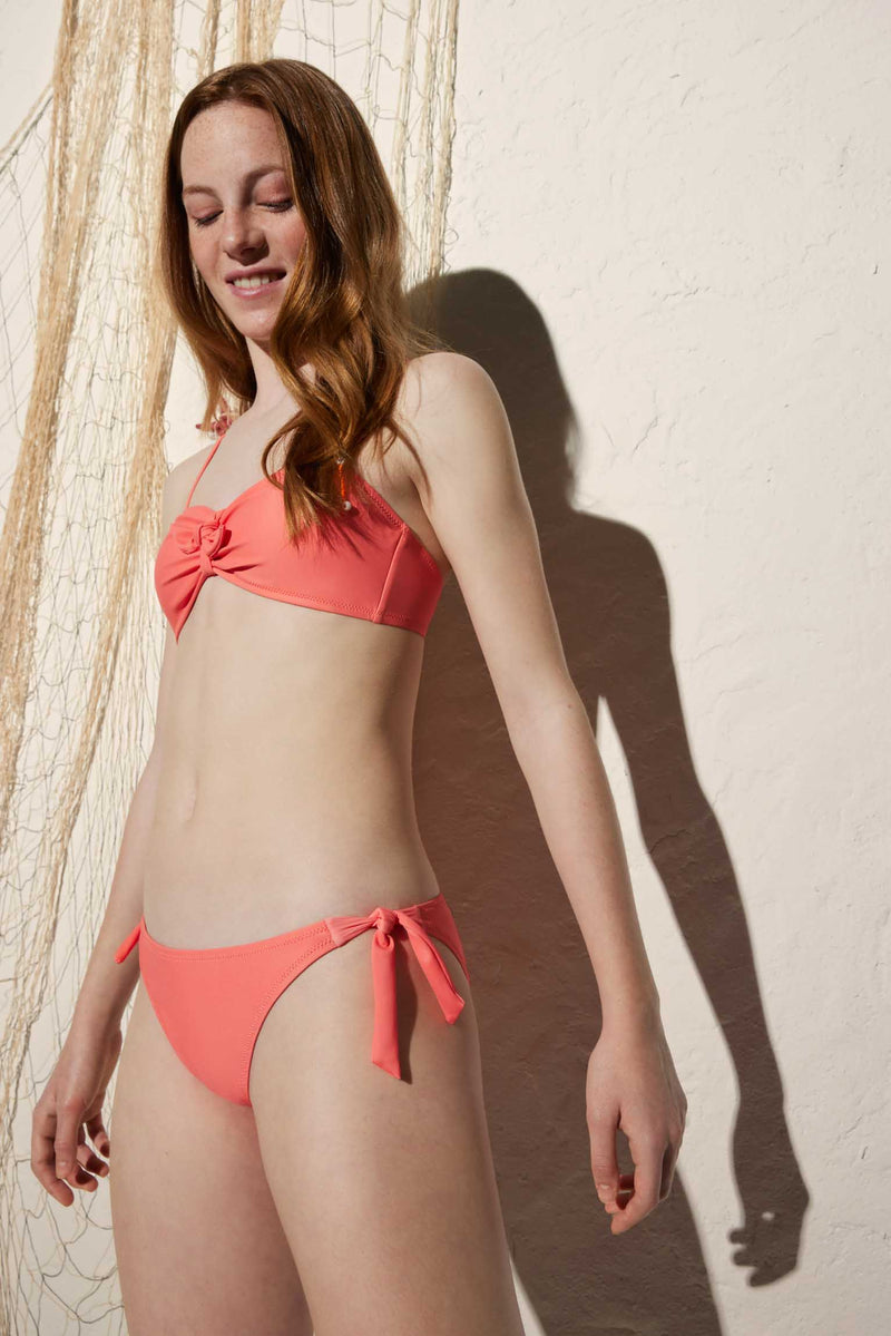 Youth bikini bottoms tied at the sides coral
