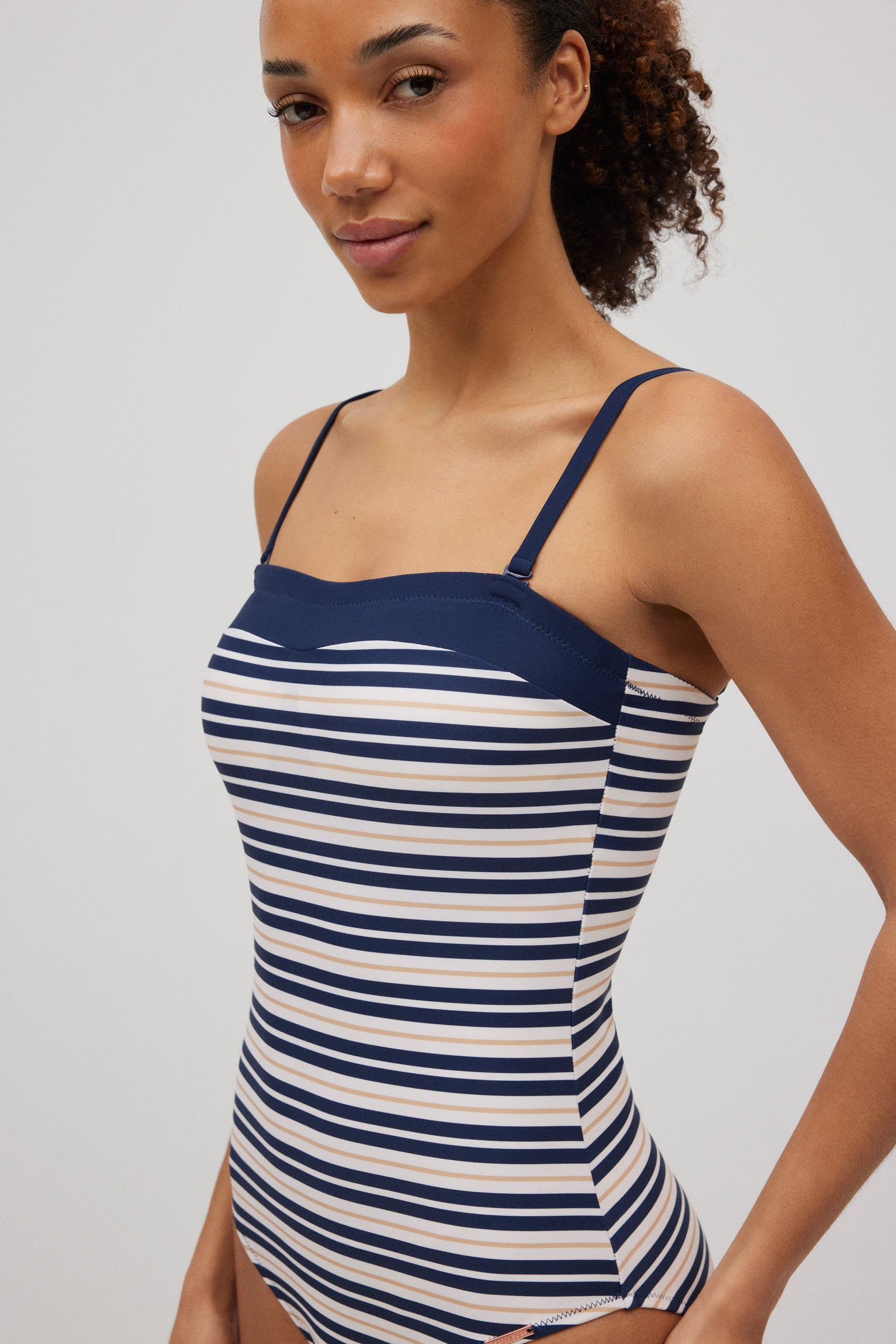 82950-3-banador-bandeau-reductor-estampado-rayas-ysabel-mora-multicolor