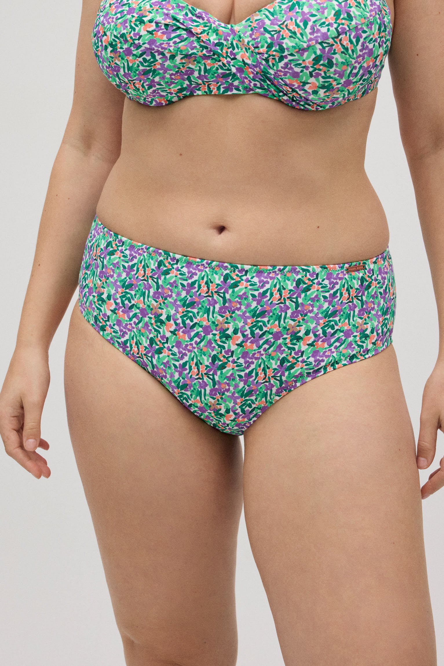 83000-1-braga-alta-reductora-estampado-flores-mujer-ysabel-mora-multicolor