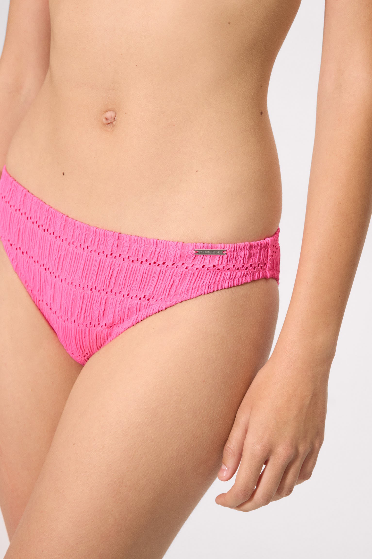 83215-neon-pink-braga-bikini-mujer-textura-rosa-mujer-ysabel-mora