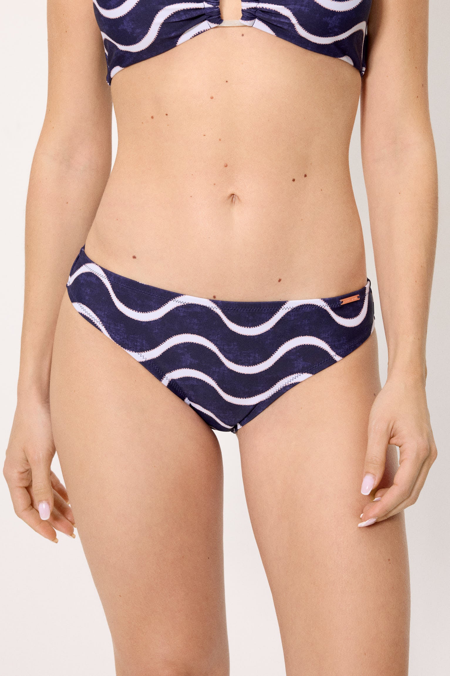 83223--braga-bikini-mujer-estampado-ondas-marino--ysabel-mora