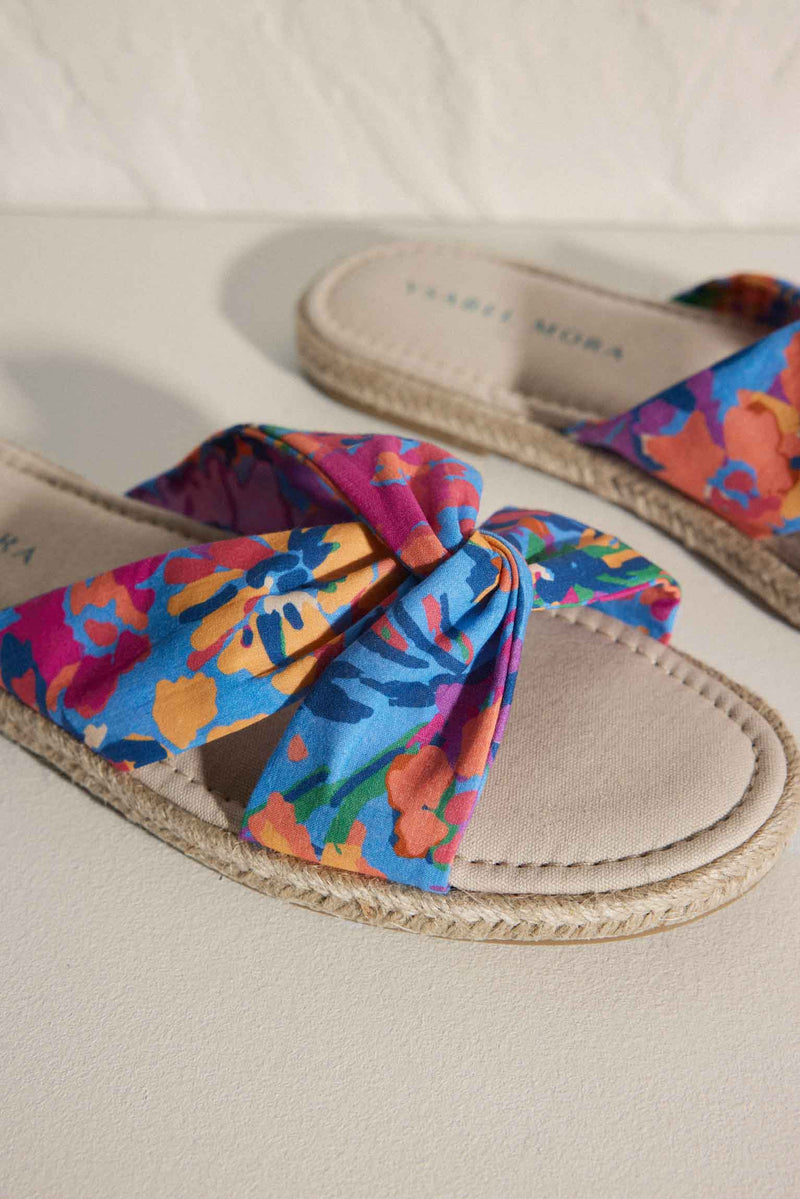 Floral print sandals with cotton comfort insole