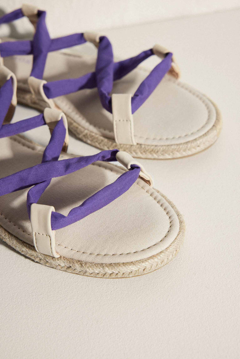 Comfort sandals with interchangeable and adjustable purple straps