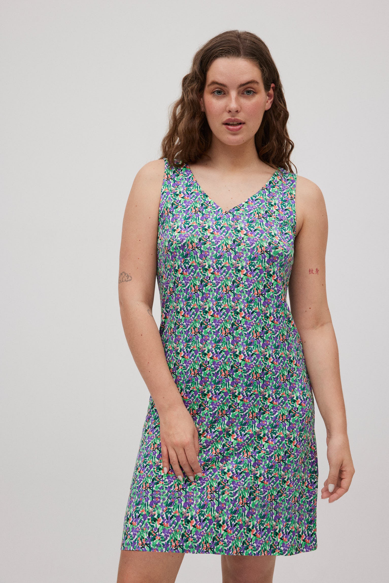 86140-1-vestido-mujer-estampado-flores-ysabel-mora-multicolor