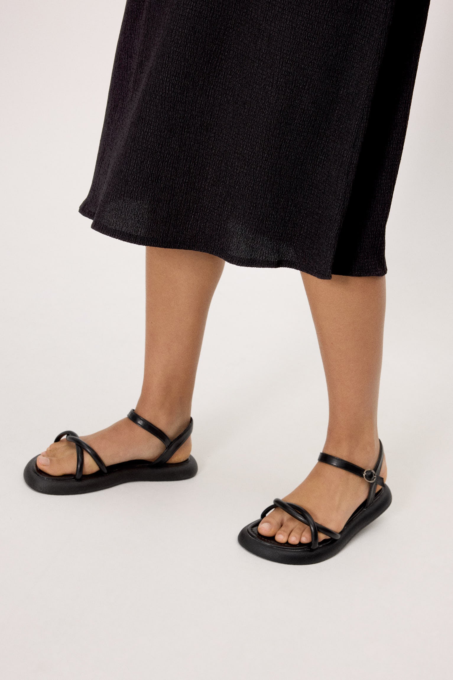 Sandalias casual negras