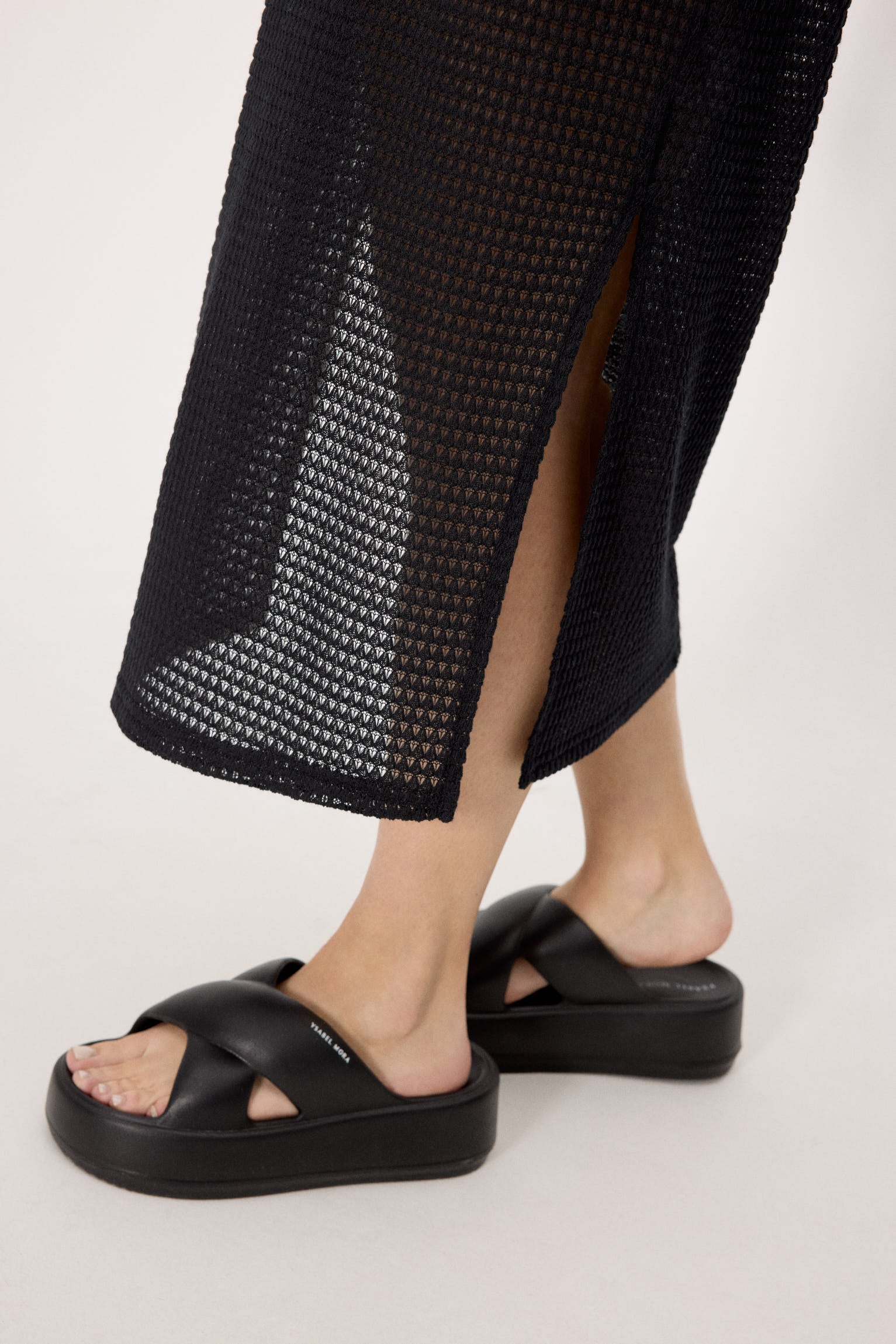 86271-vestido-mujer-verano-largo-calado-tirantes-negro