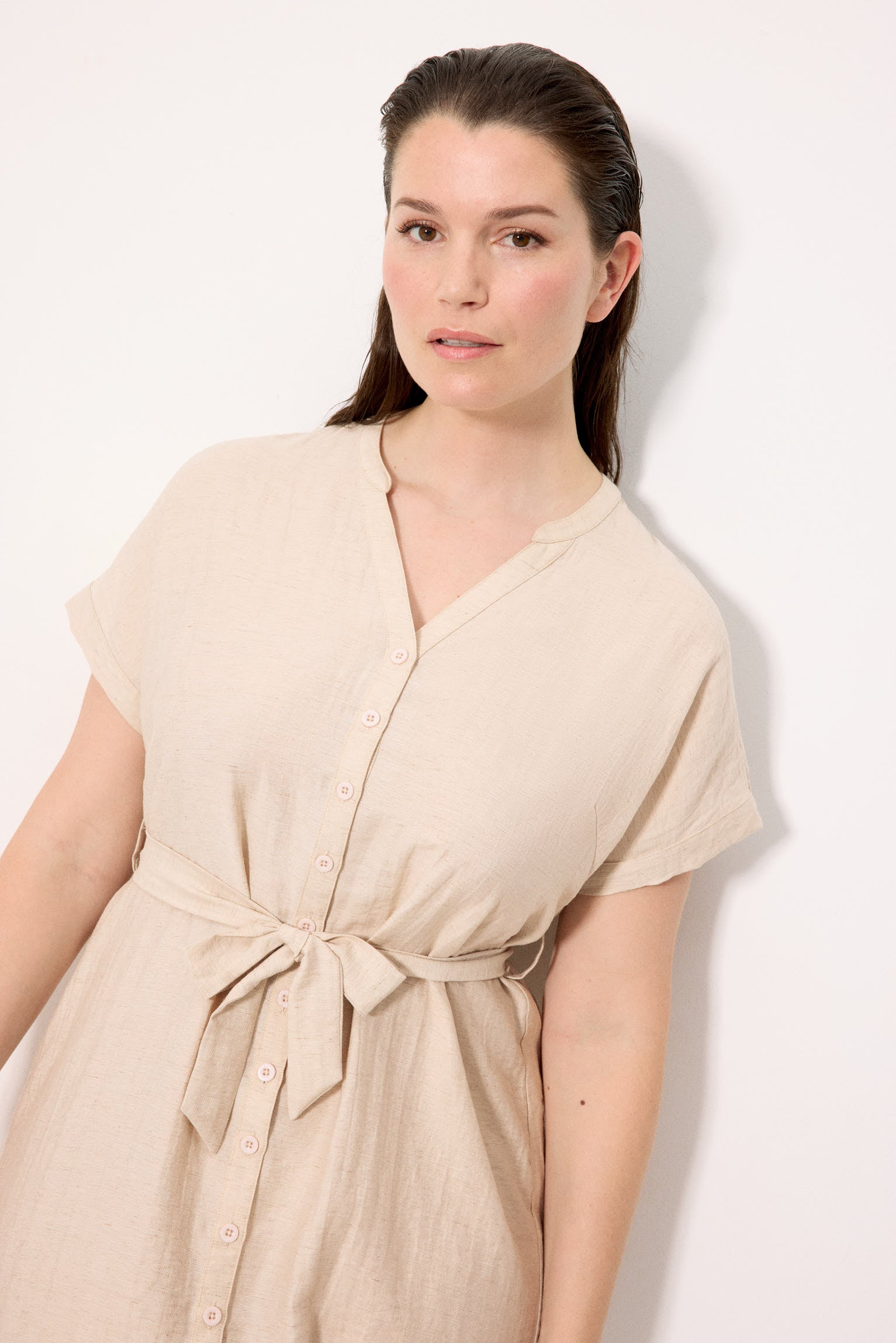 86274-vestido-mujer-verano-camisero-manga-corta-con-lino