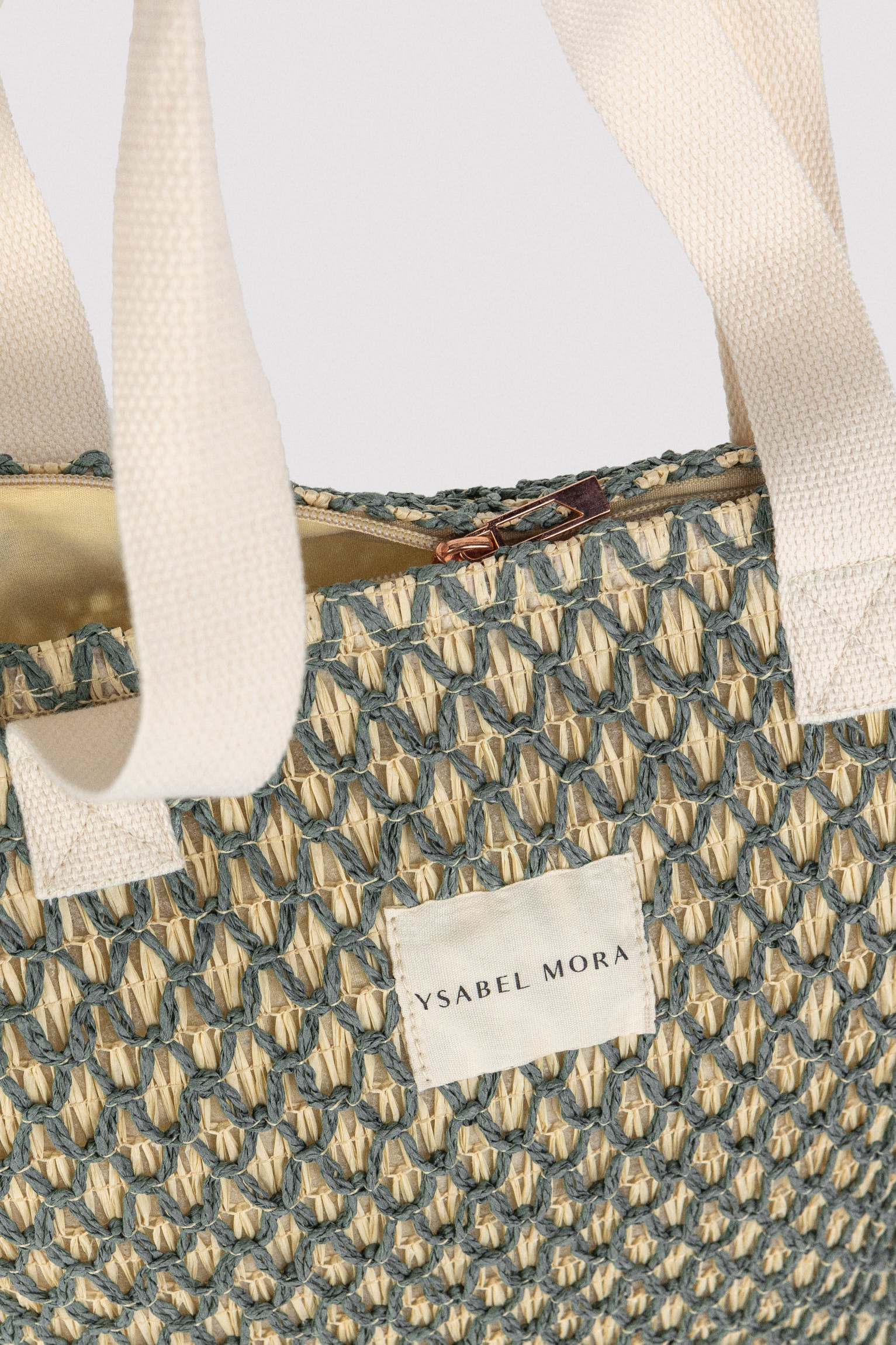 86296-bolso-de-playa-de-rafia-beige-y-verde-ysabel-mora