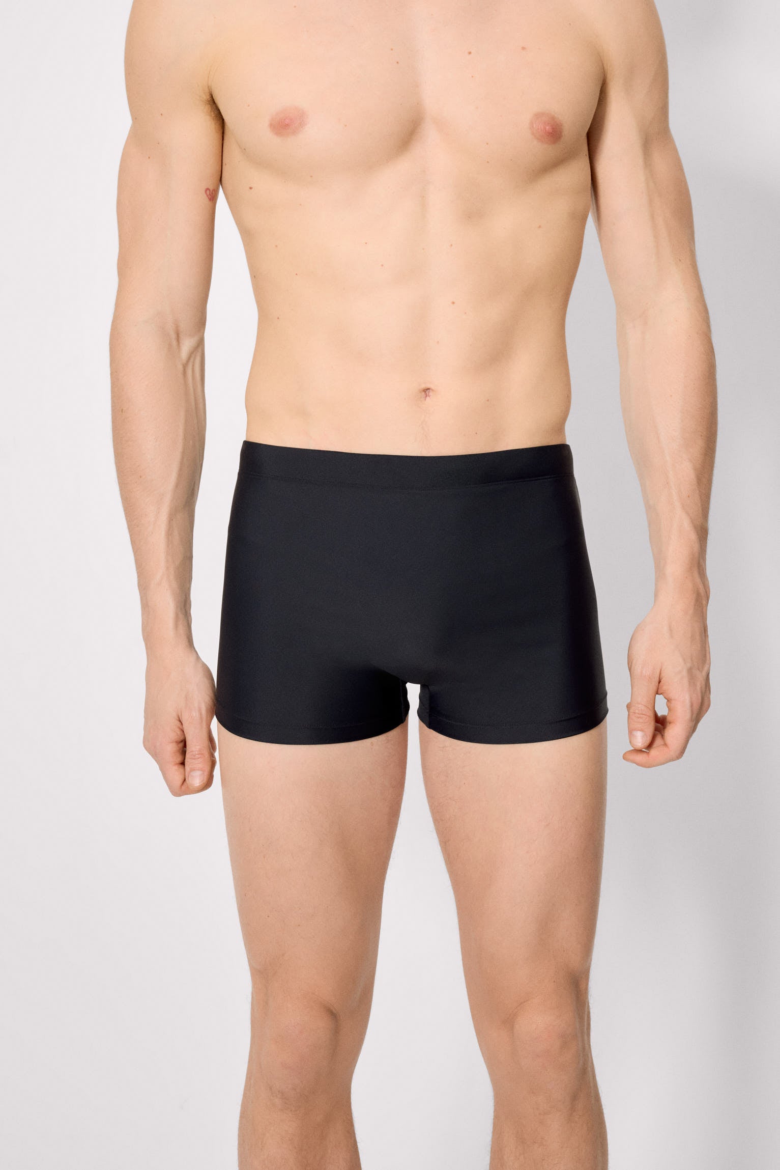 Bañador tipo slip básico negro