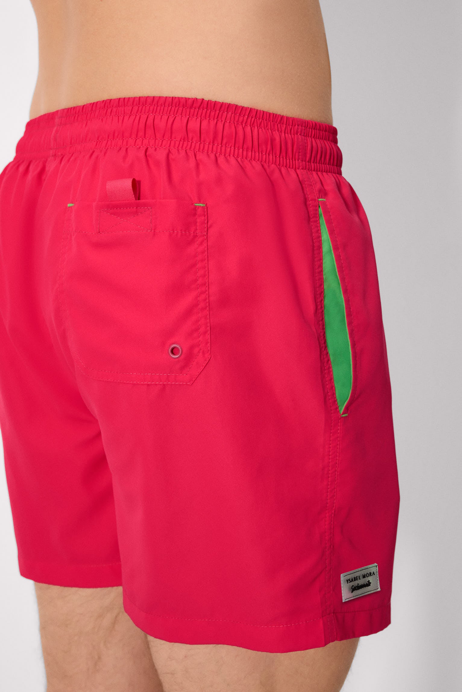 Bañador medio básico fucsia Sockarrats