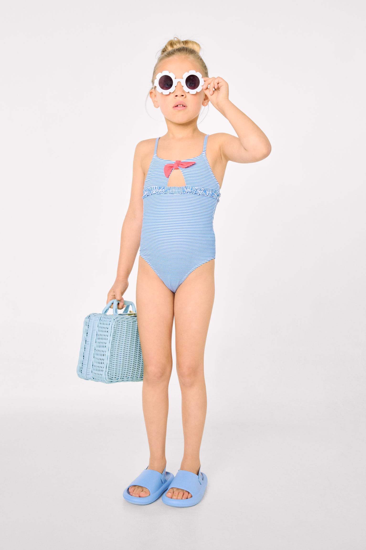 Bañador niña detalle lazo y volantes estampado rayas - Ysabel Mora