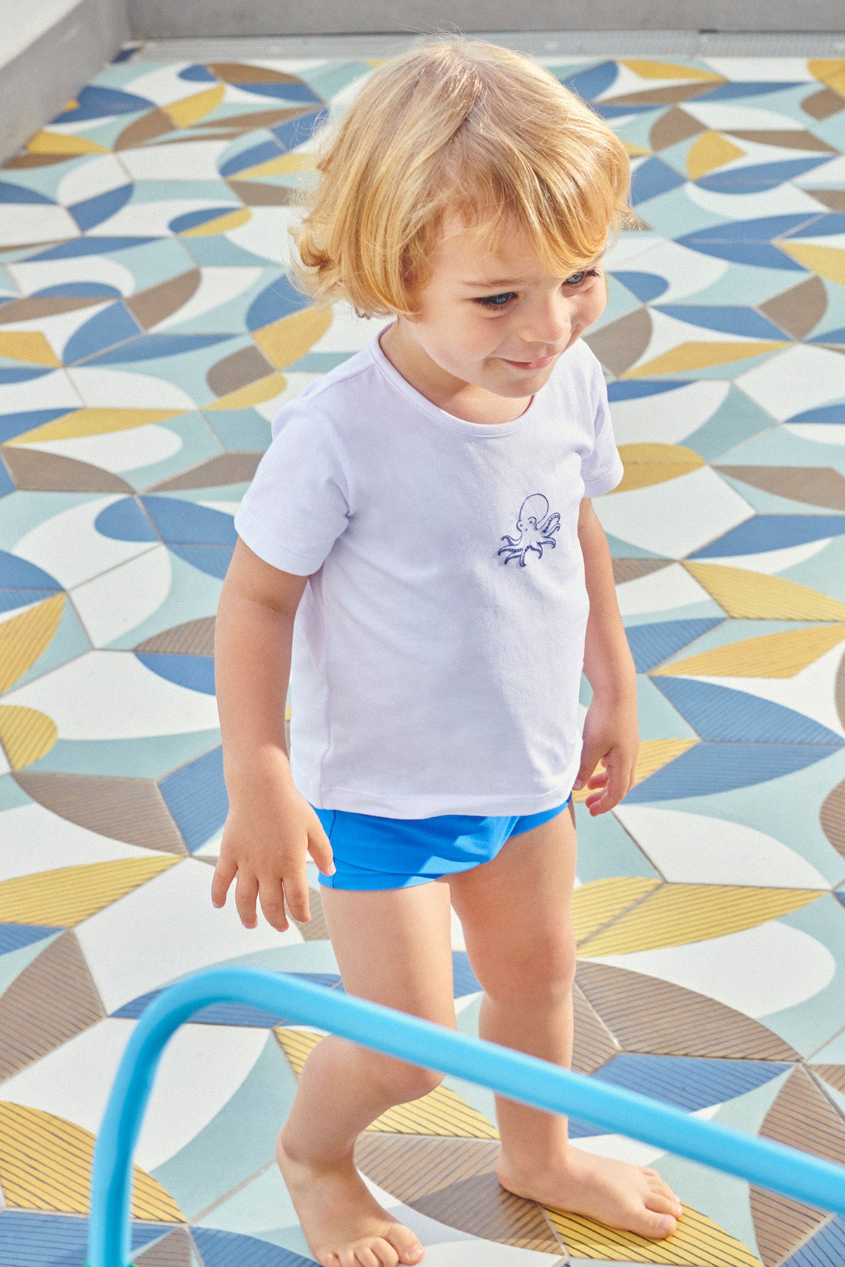 Set bebé bañador bóxer y camiseta blanca pulpo