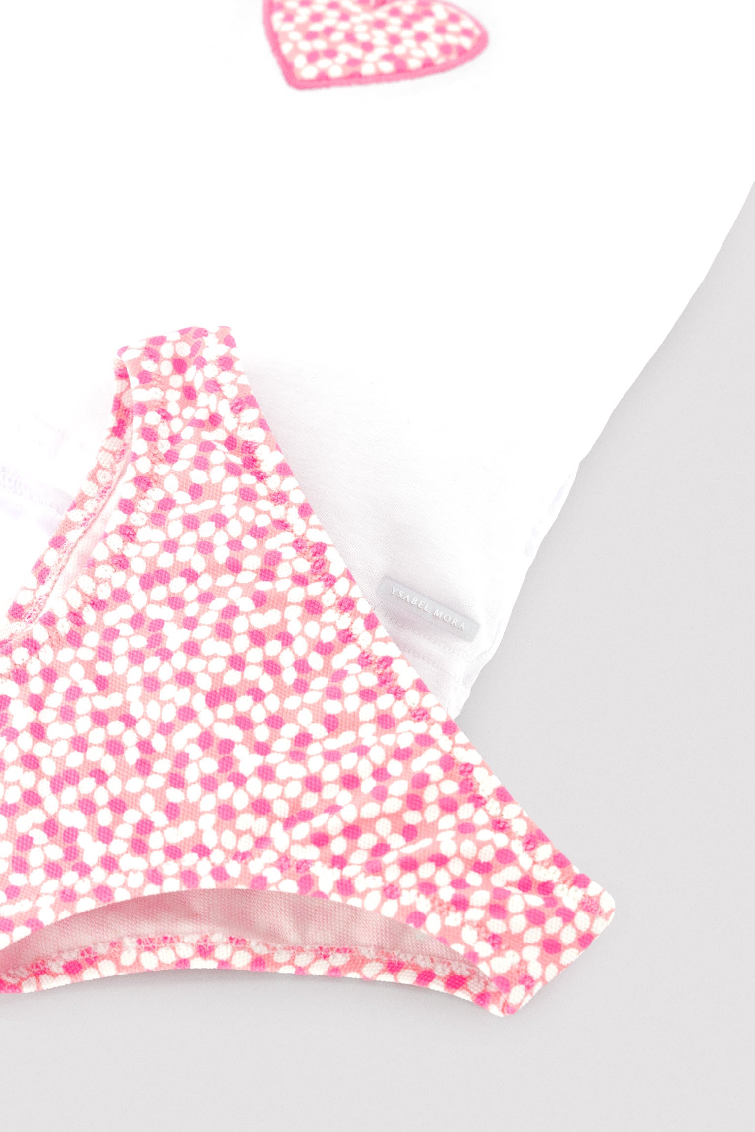 Conjunto bebé camiseta dibujo corazón y braguita estampada - Ysabel Mora
