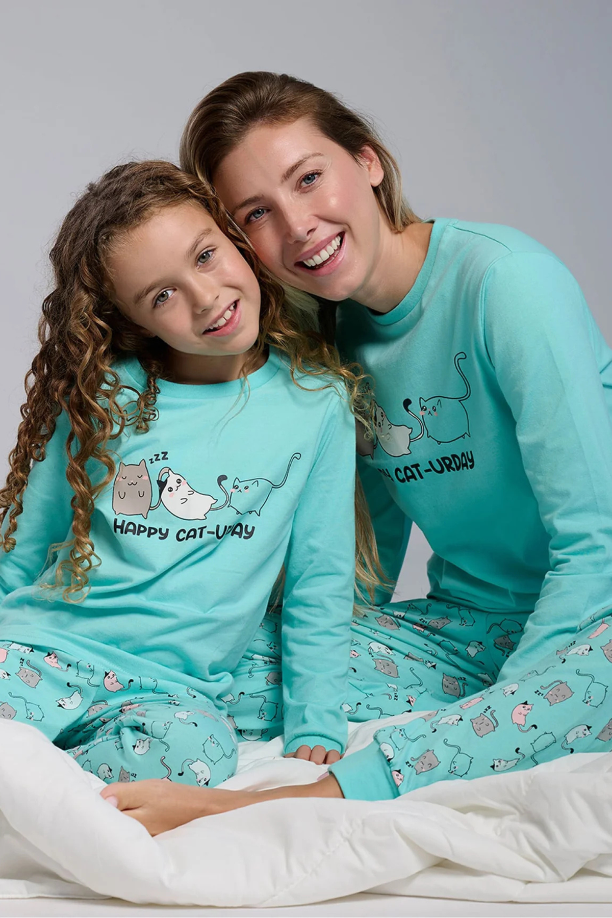 Pijama largo niña algodón estampado gatos Happy cat-urday