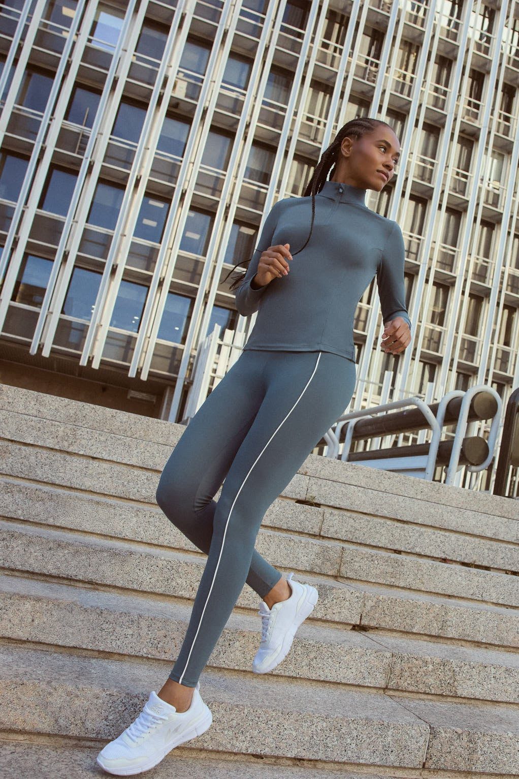Leggings deportivos largos efecto push-up azul