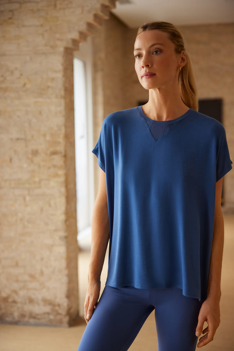 70832-1-ropa-deportiva-camiseta-manga-corta-ysabel-mora - Azul