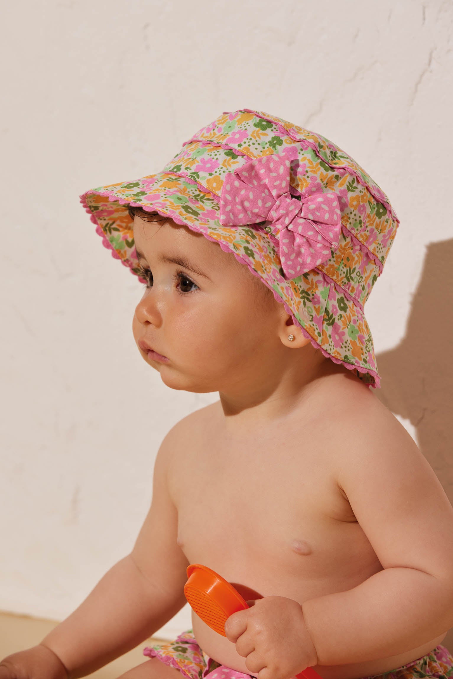 97510-1-gorrito-playa-bebe-ysabel-mora - Multicolor